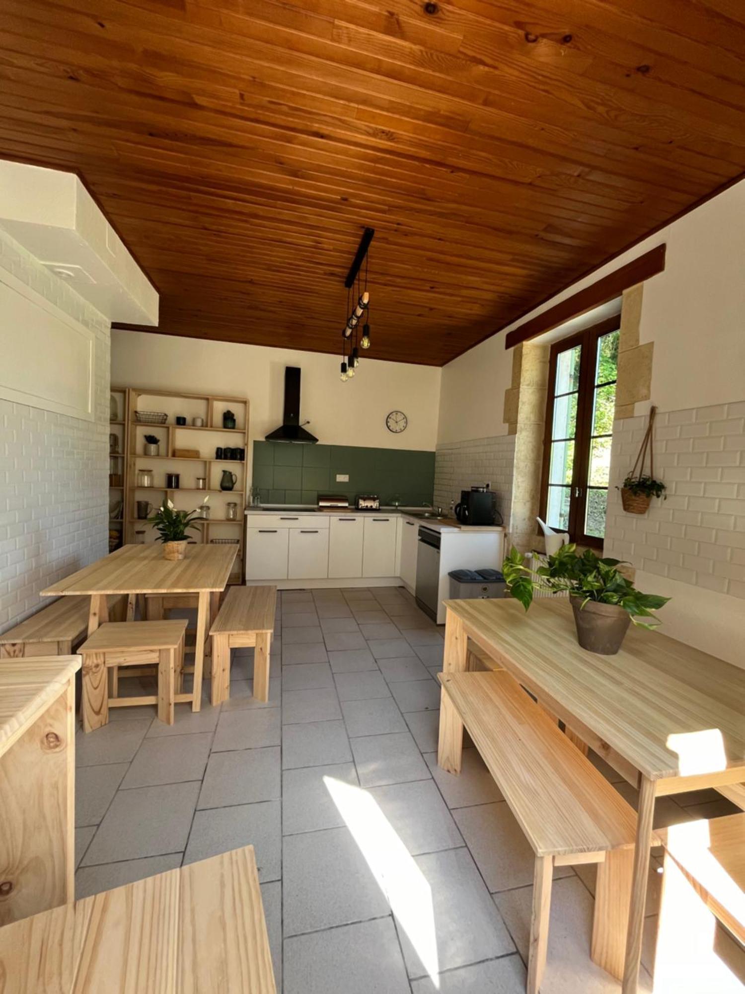 Maison Eclusiere Le Coup De Pompe Meilhan-sur-Garonne Exteriér fotografie